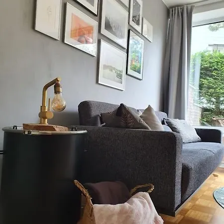 Mit Terrasse 500m Zum Strand, Gemuetlich, Renoviert Грёмиц