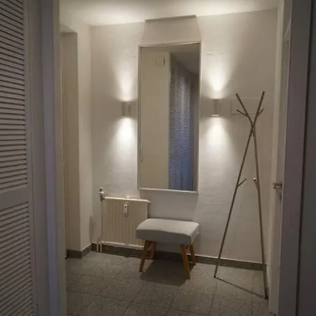 Mit Terrasse 500m Zum Strand, Gemütlich, Renoviert *