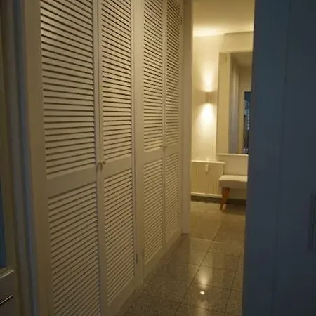 Mit Terrasse 500m Zum Strand, Gemütlich, Renoviert