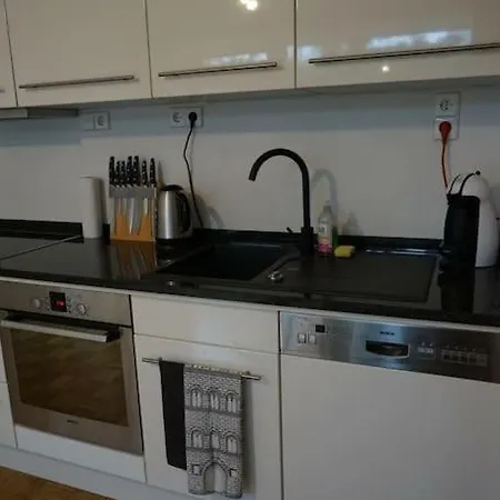 Apartamento Mit Terrasse 500m Zum Strand, Gemütlich, Renoviert Grömitz